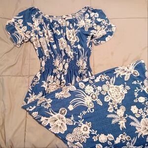 *2/$20* Kindred Blue Floral Maxi Dress Women's 1X